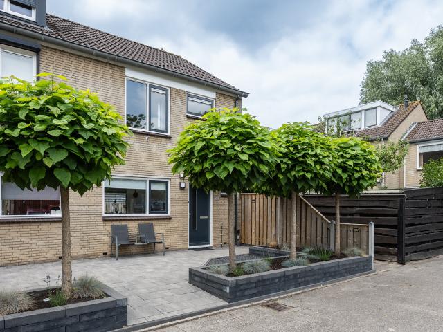 Woning te koop: Pastoor Apeldoornpad 2 3191AJ Hoogvliet Rotterdam Vastgoed Nederland