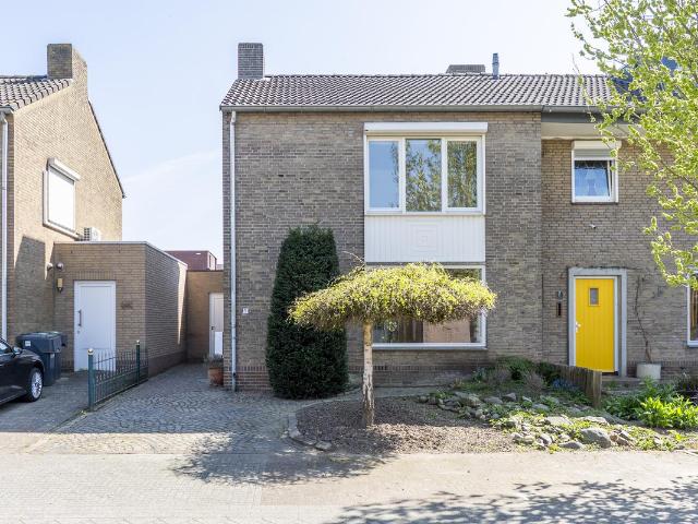 Woning te koop: Pastoor Bernegaustraat 5 6151AZ Munstergeleen Vastgoed Nederland