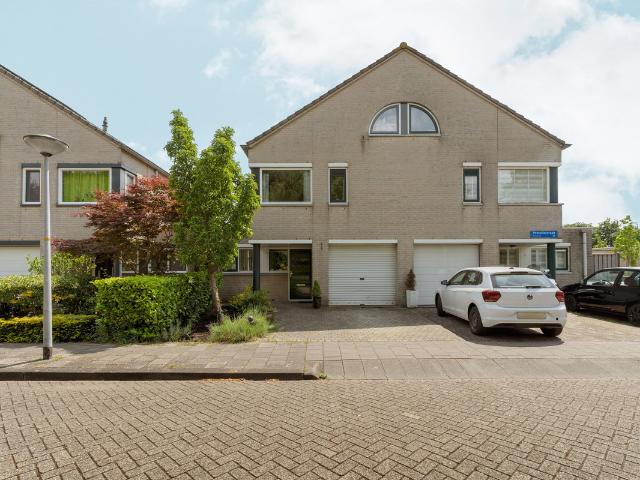 Woning te koop: Petuniastraat 49 1338WX Almere Vastgoed Nederland