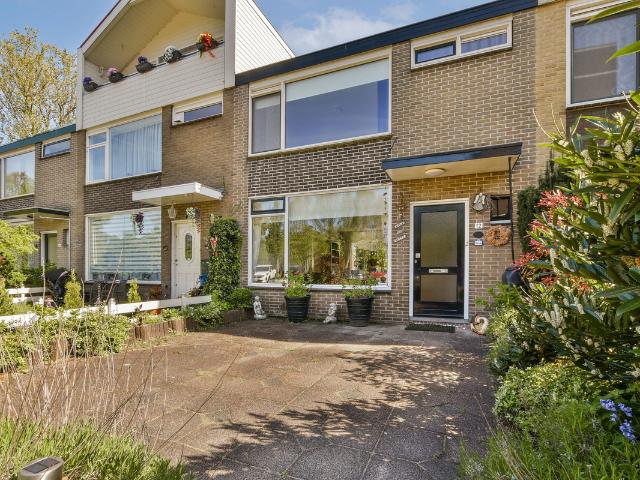 Woning te koop: Pinksterbloemweg 12 1508BV Zaandam Vastgoed Nederland