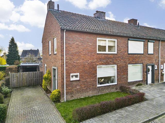 Woning te koop: Planeetstraat 1 6161TB Geleen Vastgoed Nederland