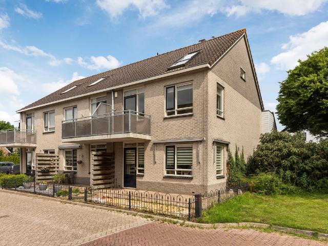 Woning te koop: Prins Willem Alexanderstraat 17 3751DL Bunschoten Spakenburg Vastgoed Nederland