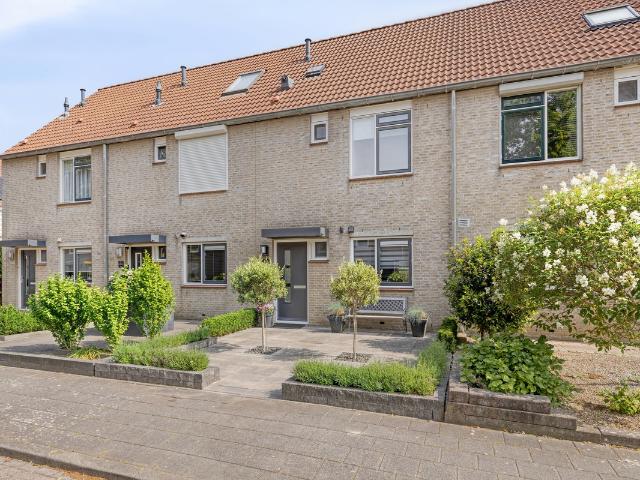 Woning te koop: Prins Bernhardlaan 48 3241TA Middelharnis Vastgoed Nederland