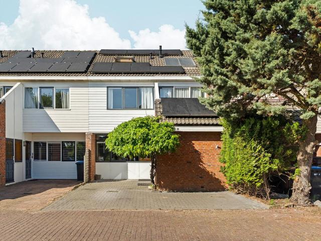 Woning te koop: Punter 41 14 8 GB Lelystad Vastgoed Nederland