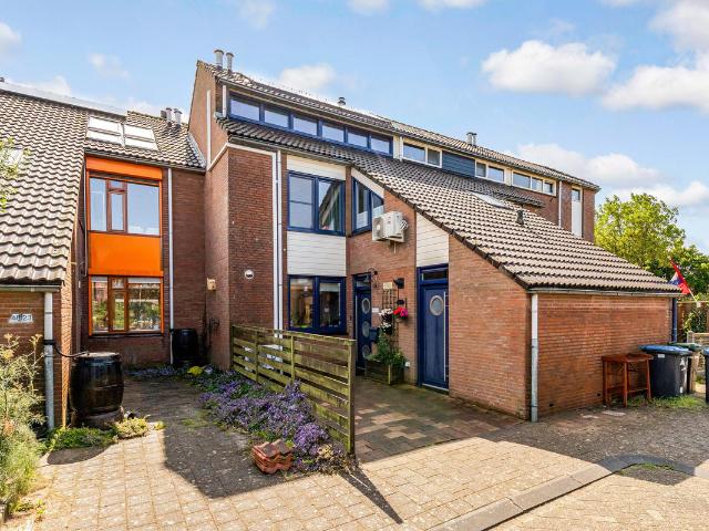 Woning te koop: Punter 48 25 8 GJ Lelystad Vastgoed Nederland