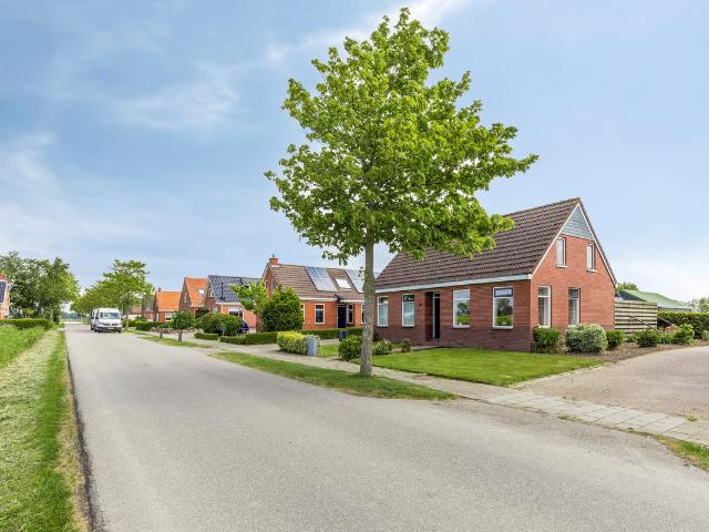 Woning te koop: Radsweg 48 9983RC Roodeschool Vastgoed Nederland