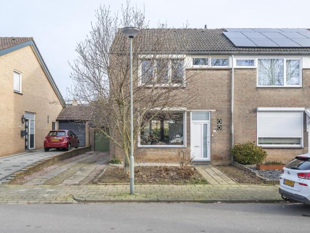 Woning te koop: Rembrandtstraat 27 6181BA Elsloo Vastgoed Nederland