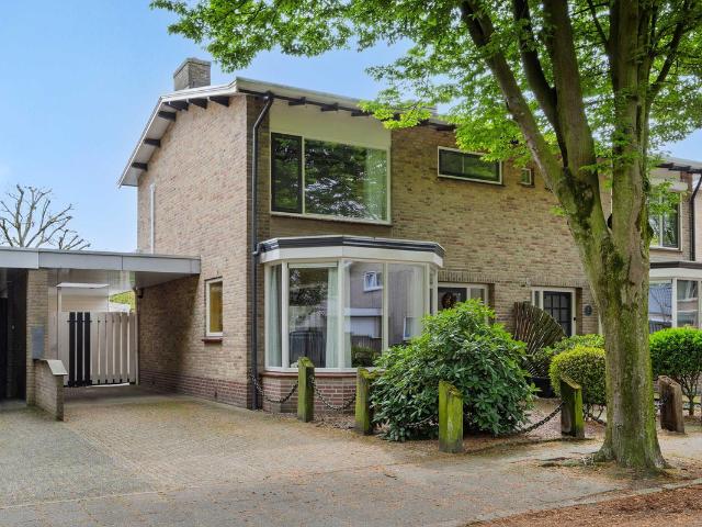 Woning te koop: Rozenstraat 5 5384GX Heesch Vastgoed Nederland