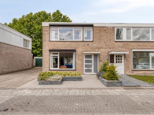 Woning te koop: Rudolf Van Baarlestraat 18 5348AR Oss Vastgoed Nederland