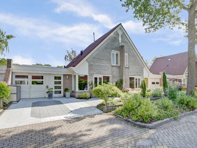 Woning te koop: Ruisvoorn 17 3892HP Zeewolde Vastgoed Nederland