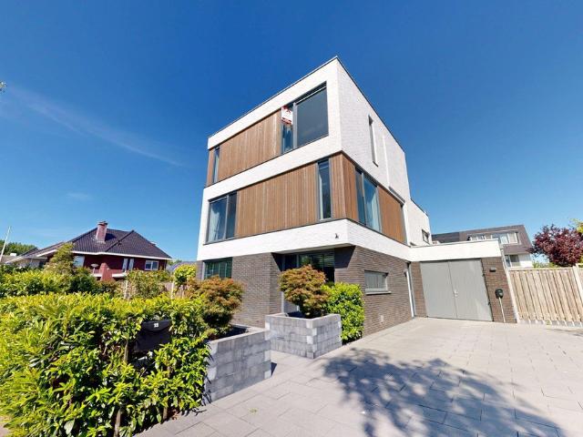 Woning te koop: Schuifknoop 15 1319GE Almere Vastgoed Nederland