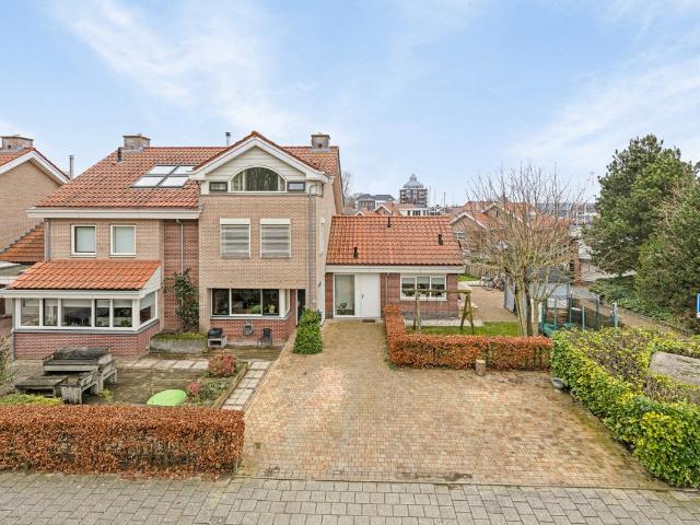 Woning te koop: Schelde Rijnweg 56 4691TB Tholen Vastgoed Nederland
