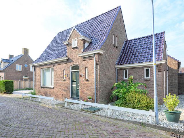 Woning te koop: Sint Nicolaasstraat 28 1614LR Lutjebroek Vastgoed Nederland