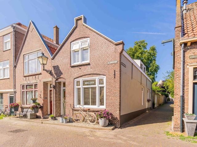 Woning te koop: Sint Domusstraat 91 4301CN Zierikzee Vastgoed Nederland
