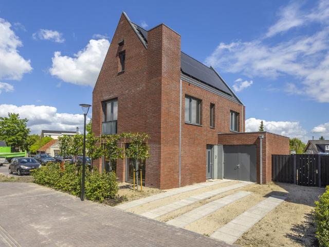 Woning te koop: Smeltoven 2 3371DX Hardinxveld Giessendam Vastgoed Nederland