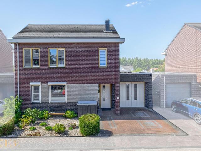 Woning te koop: Sni jershoaf 10 5943BH Lomm Vastgoed Nederland