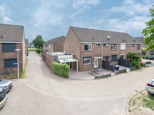 Woning te koop: Spelleborg 13 4651ZM Steenbergen Vastgoed Nederland
