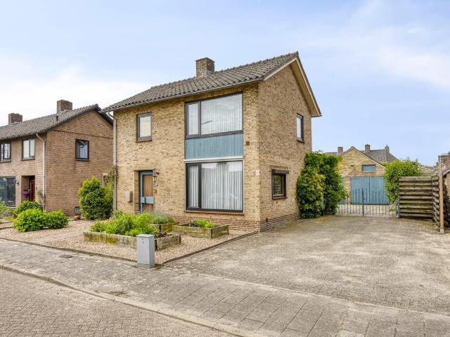 Woning te koop: Spreeuwstraat 7 5451VJ Mill Vastgoed Nederland