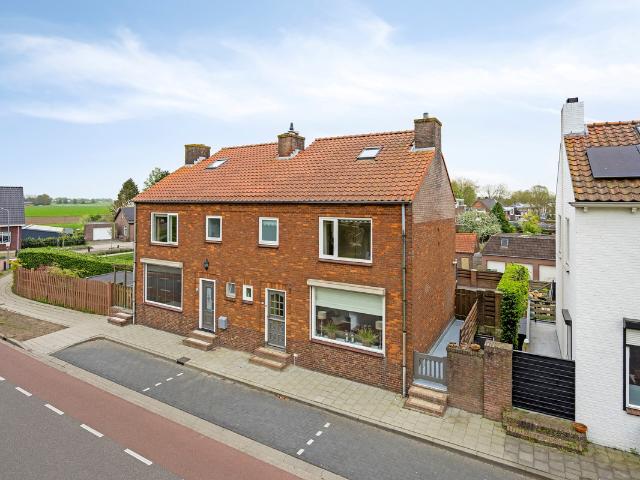 Woning te koop: Steenweg 101 4 AN Moerdijk Vastgoed Nederland