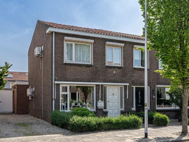 Woning te koop: Steneweg 51 3241XG Middelharnis Vastgoed Nederland