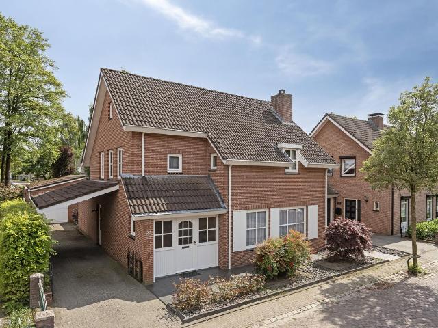Woning te koop: Strausslaan 22 5384CX Heesch Vastgoed Nederland