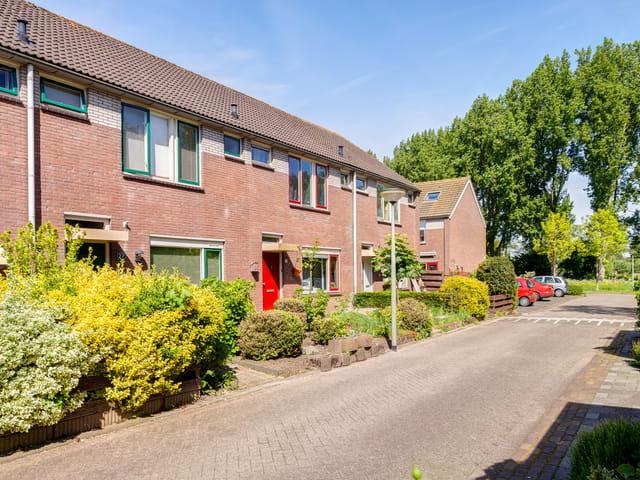 house for rent in Lemsterlandhoeve 27 3137GL Vlaardingen Hoevenbuurt Vlaardingen