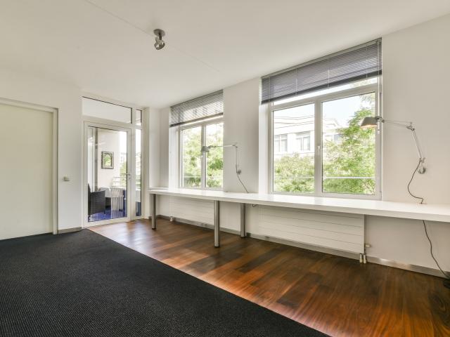 Woning te huur: Burgemeester de Monchyplein 100 2585BD 's Gravenhage