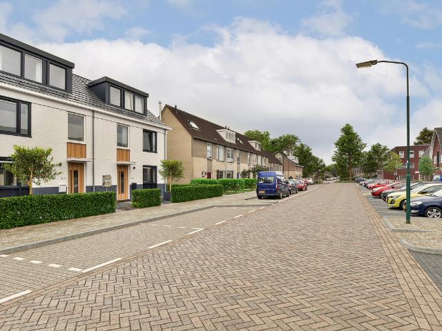 Woning te huur: Drakensteyn 26 3738VR Maartensdijk Vastgoed Nederland