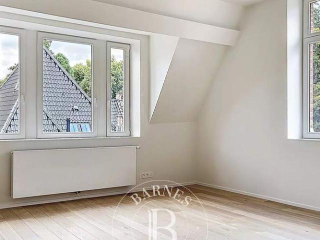Woning te huur in Ukkel voor € 12.000 met 5 slaapkamers