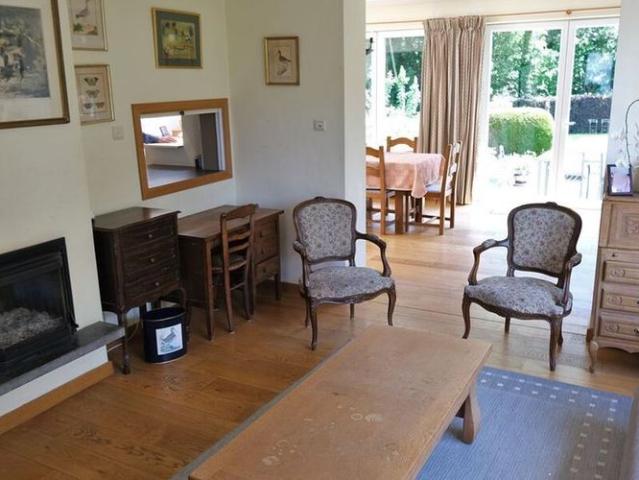 Woning te huur in Wezembeek Oppem voor € 2.250 met 5 slaapkamers