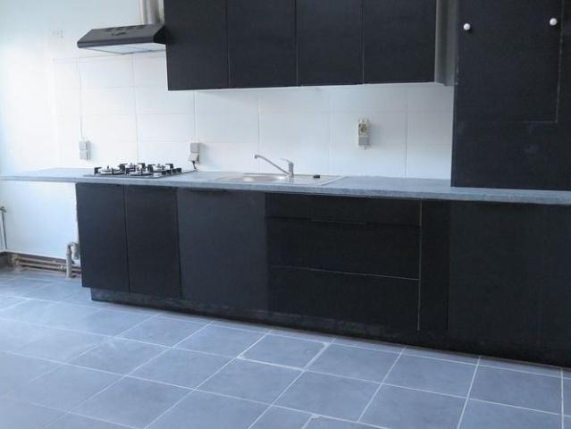 Woning te huur in Wondelgem voor € 970 met 4 slaapkamers