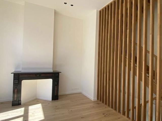 Woning te huur in Antwerpen voor € 2.100 met 3 slaapkamers