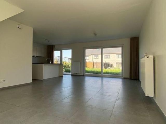 Woning te huur in Bellecourt voor € 1.125 met 4 slaapkamers