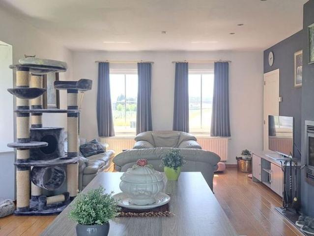 Woning te huur in Bommershoven voor € 1.250 met 4 slaapkamers
