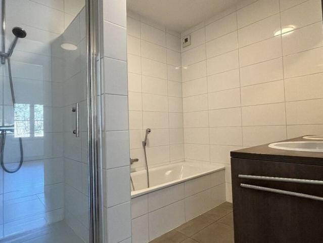 Woning te huur in Brasschaat voor € 1.800 met 4 slaapkamers