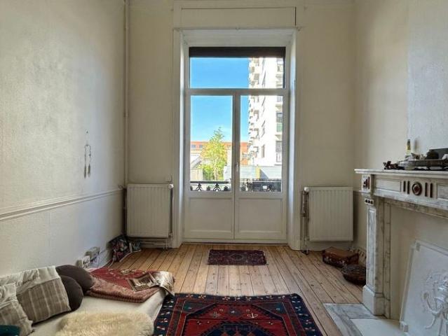 Woning te huur in Elsene voor € 2.950 met 4 slaapkamers