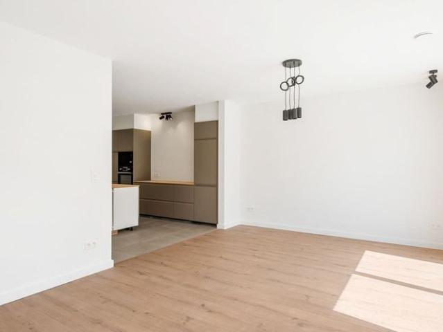Woning te huur in Hoogstraten voor € 1.900 met 4 slaapkamers