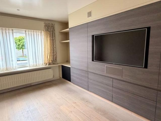 Woning te huur in Kortrijk voor € 1.200 met 3 slaapkamers