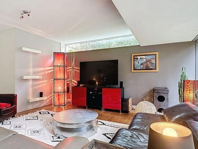 Woning te huur in Kraainem voor € 2.200 met 4 slaapkamers