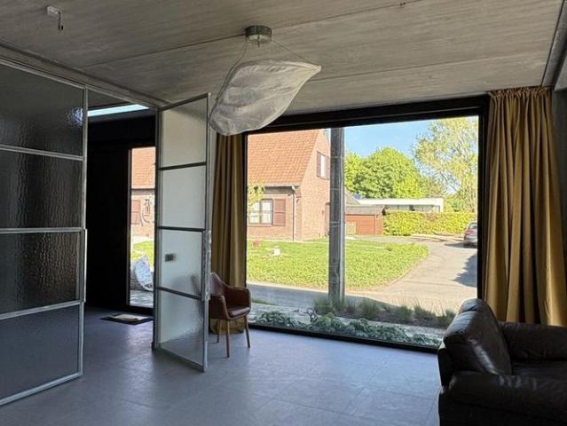 Woning te huur in Kruishoutem voor € 1.300 met 3 slaapkamers