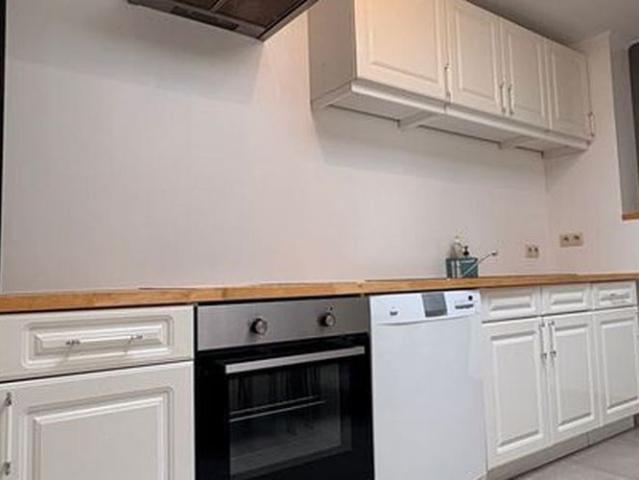 Woning te huur in Lokeren voor € 1.050 met 2 slaapkamers