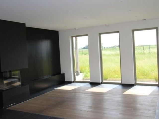 Woning te huur in Merchtem voor € 2.400 met 6 slaapkamers