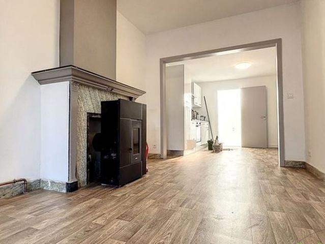 Woning te huur in Moeskroen voor € 800 met 3 slaapkamers