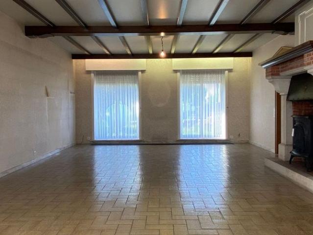 Woning te huur in Oekene voor € 1.100 met 4 slaapkamers