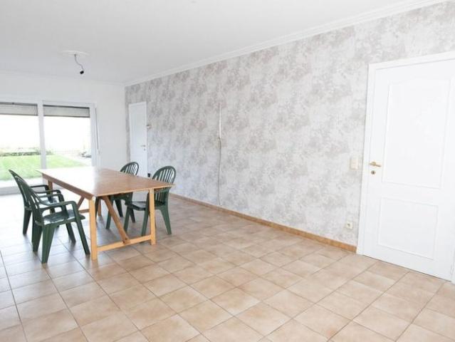 Woning te huur in Oeselgem voor € 950 met 3 slaapkamers