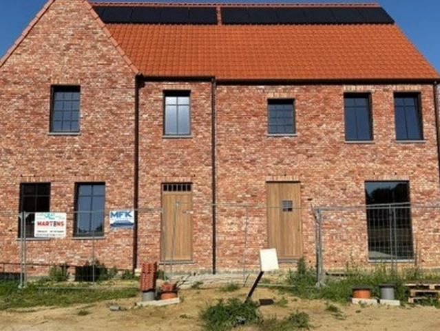 Woning te huur in Paal voor € 1.650 met 5 slaapkamers