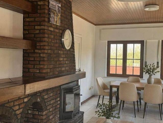 Woning te huur in Ranst voor € 1.475 met 4 slaapkamers