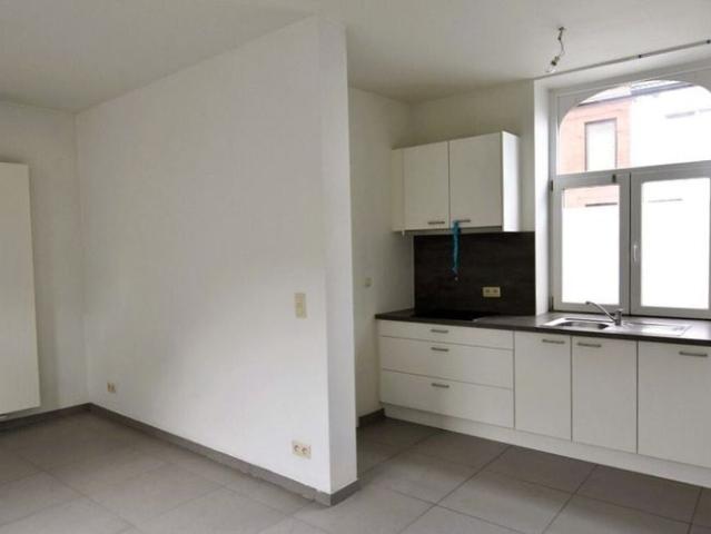Woning te huur in Roeselare voor € 650 met 1 slaapkamer