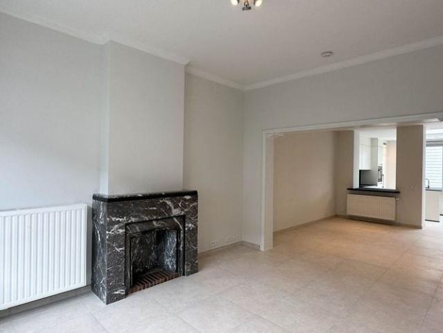 Woning te huur in Roeselare voor € 975 met 3 slaapkamers