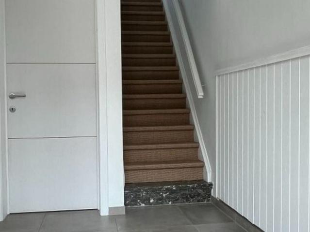 Woning te huur in Sint Kruis voor € 1.250 met 3 slaapkamers